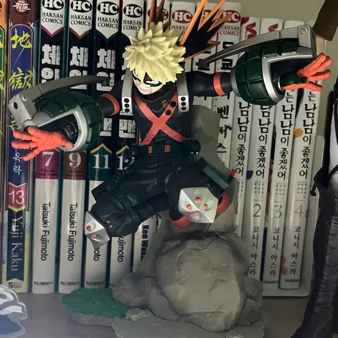 [BUNJANG] My Hero Academia Katsuki Bakugo Figure / 나히아바쿠고 카츠키 피규어 팝니다
