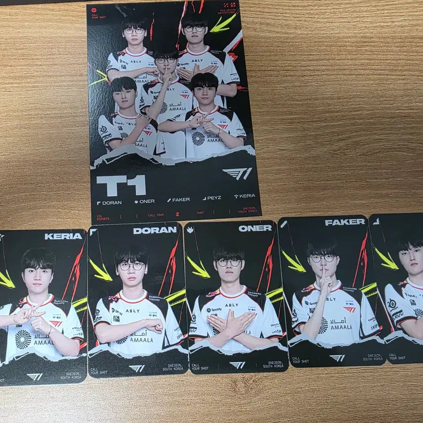 [BUNJANG] MSI x SOOP T1 Photocard / msi t1포토카드+ soop t1포토카드 팝니다.