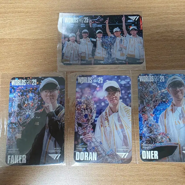 [BUNJANG] T1 Worlds Championship Photocard Bundle / T1 월즈 우승 포토카드 팝니다