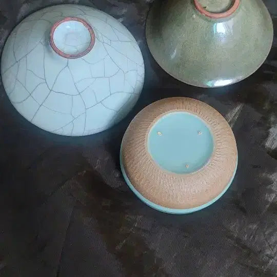 [BUNJANG] Duri-ban Set with Yeoyeo-jan Ceramic Dish / 두리반 2점+ 여요잔 1