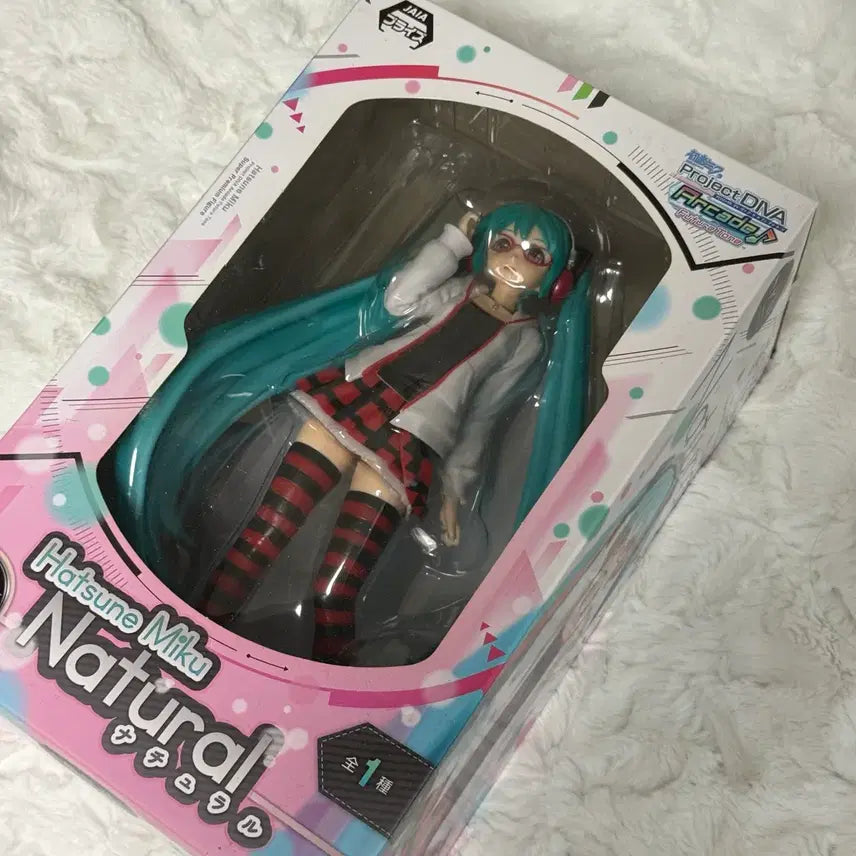 [BUNJANG] Hatsune Miku Natural Project Diva Figure / 하츠네미쿠 내추럴 프로젝트 디바 피규어 고전 미소녀 빨간안경