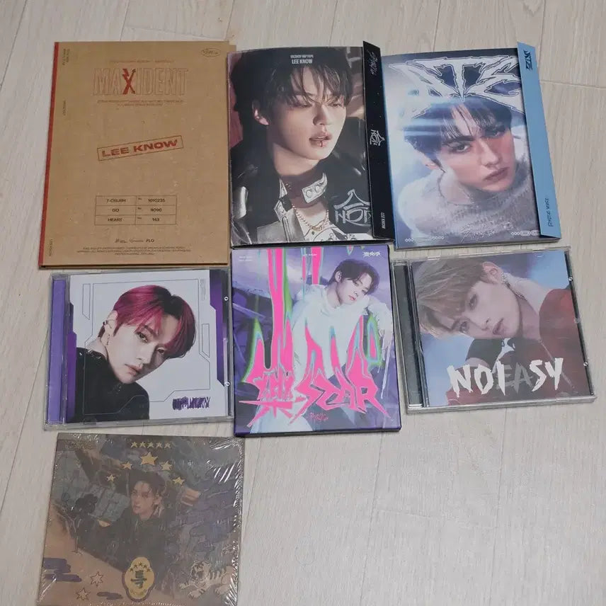 [BUNJANG] Stray Kids Lee Know Accordion Album Bundle Set (Unsealed) / 스트레이키즈 리노 아코디언 개봉 앨범 일괄