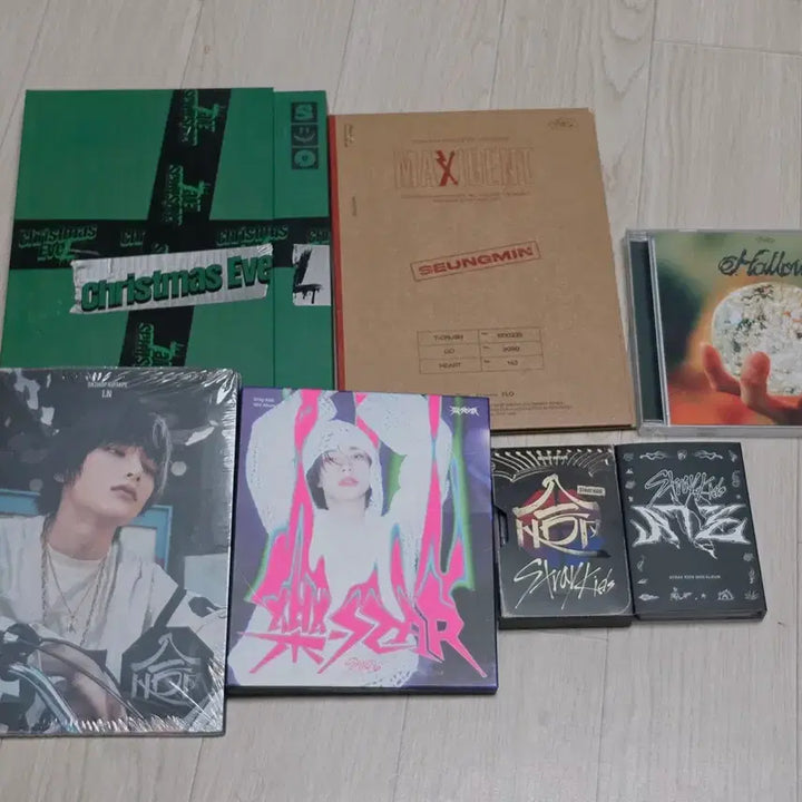 [BUNJANG] Stray Kids Unsealed Album Bundle Set / 스트레이키즈 개봉 앨범 일괄