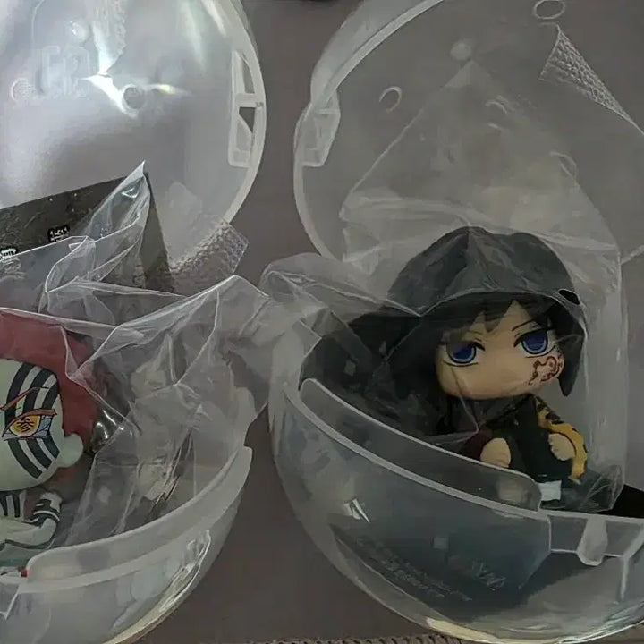 [BUNJANG] Demon Slayer: Mugen Train Gacha Giyu &amp; Akaza Figure Set / 귀멸의 칼날 무한성 가챠 기유 아카자