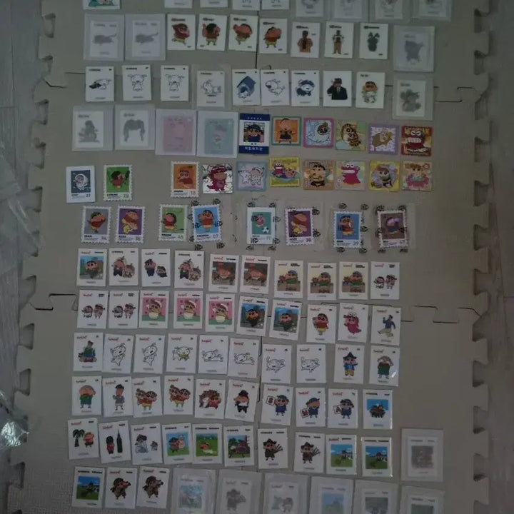 [BUNJANG] Shin-chan Sticker Bundle (133 pcs) / 짱구 스티커,띠부씰 133장