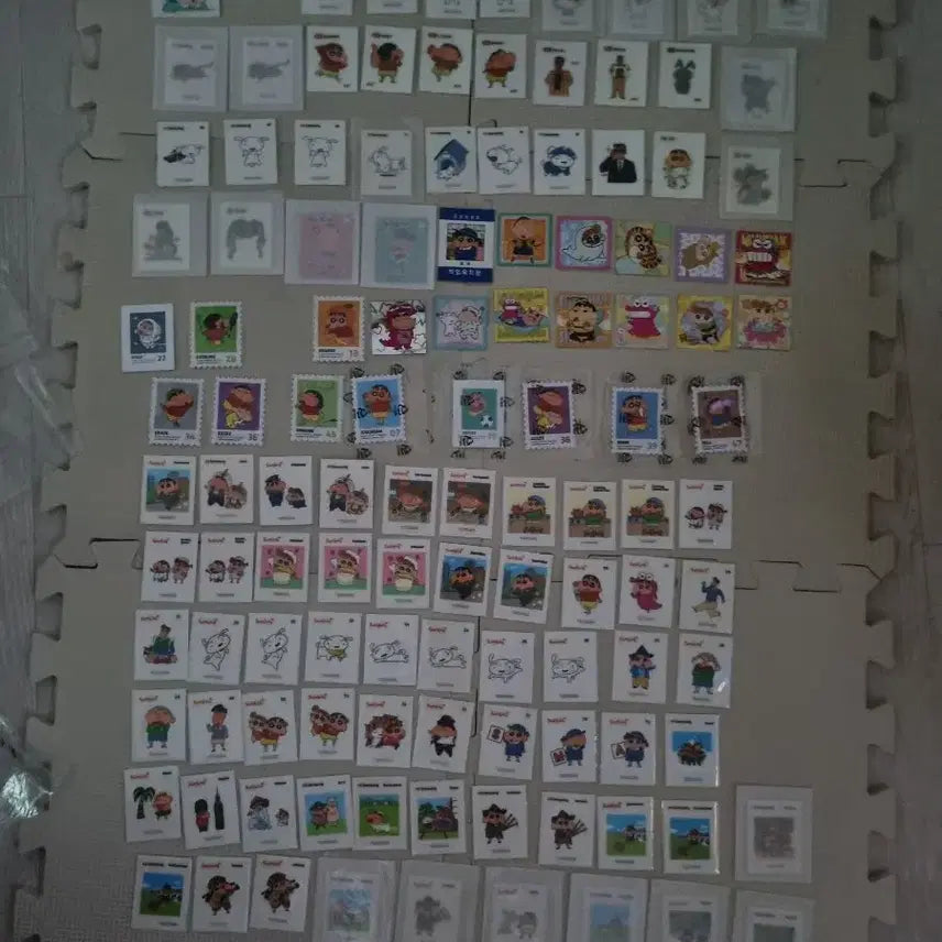 [BUNJANG] Shin-chan Sticker Bundle (133 pcs) / 짱구 스티커,띠부씰 133장