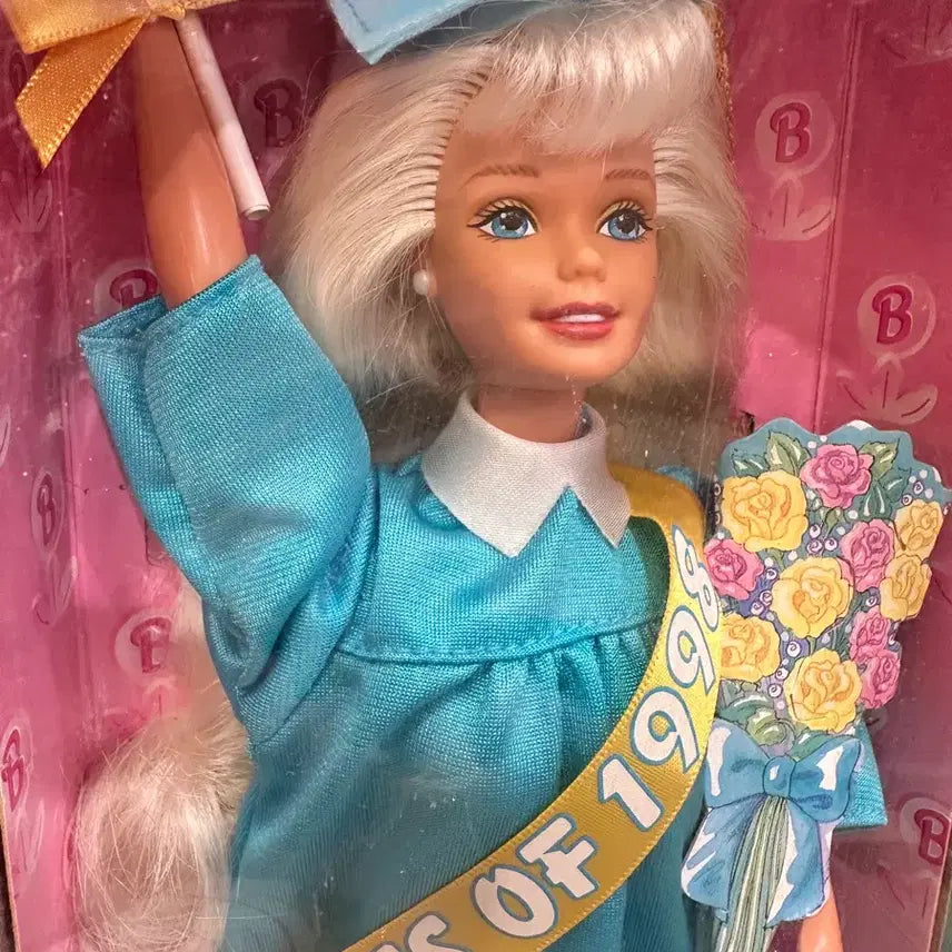[BUNJANG] Barbie Graduation Barbie 1998 Special Edition Doll / 바비 인형 졸업 바비 1998 스페셜 에디션