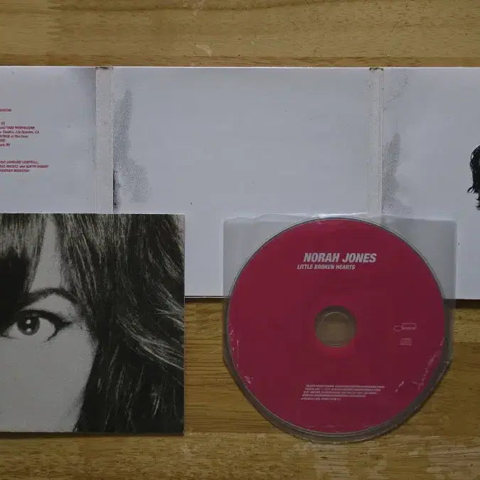 [BUNJANG] Norah Jones ...Little Broken Hearts CD / CD 음반 Norah Jones 노라 존스- ...Little Broken Hearts 미국반