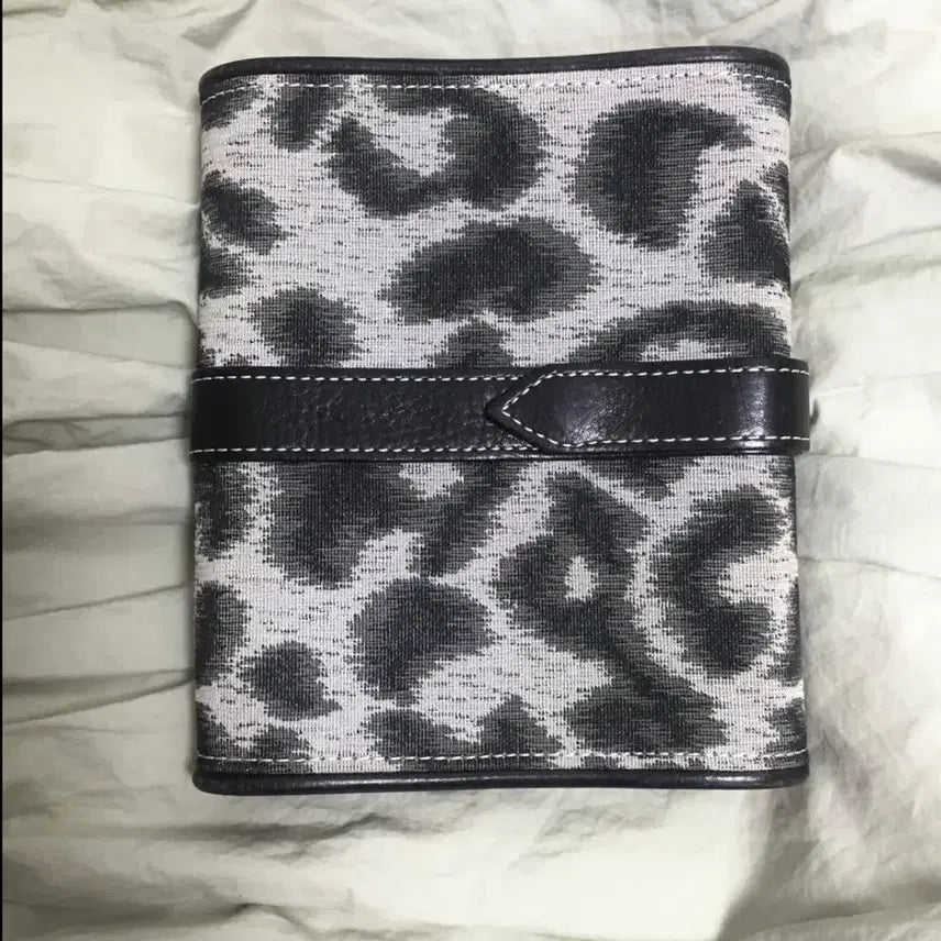 [BUNJANG] Vivienne Westwood Classic Leopard Print 6-Ring Agenda / 비비안 웨스트우드 고전 호피 6공 만년 다이어리