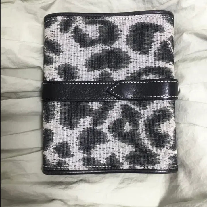 [BUNJANG] Vivienne Westwood Classic Leopard Print 6-Ring Agenda / 비비안 웨스트우드 고전 호피 6공 만년 다이어리