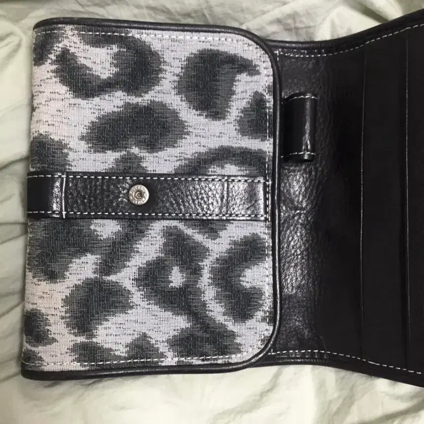 [BUNJANG] Vivienne Westwood Classic Leopard Print 6-Ring Agenda / 비비안 웨스트우드 고전 호피 6공 만년 다이어리
