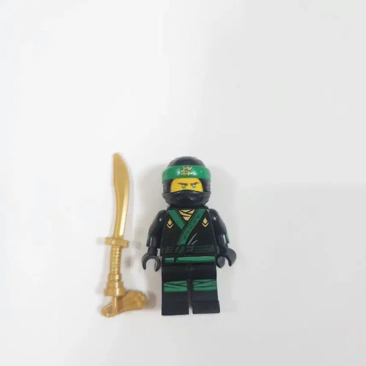 [BUNJANG] LEGO Ninjago Movie Lloyd Minifigure with Golden Sword / 레고 닌자고 무비 로이드