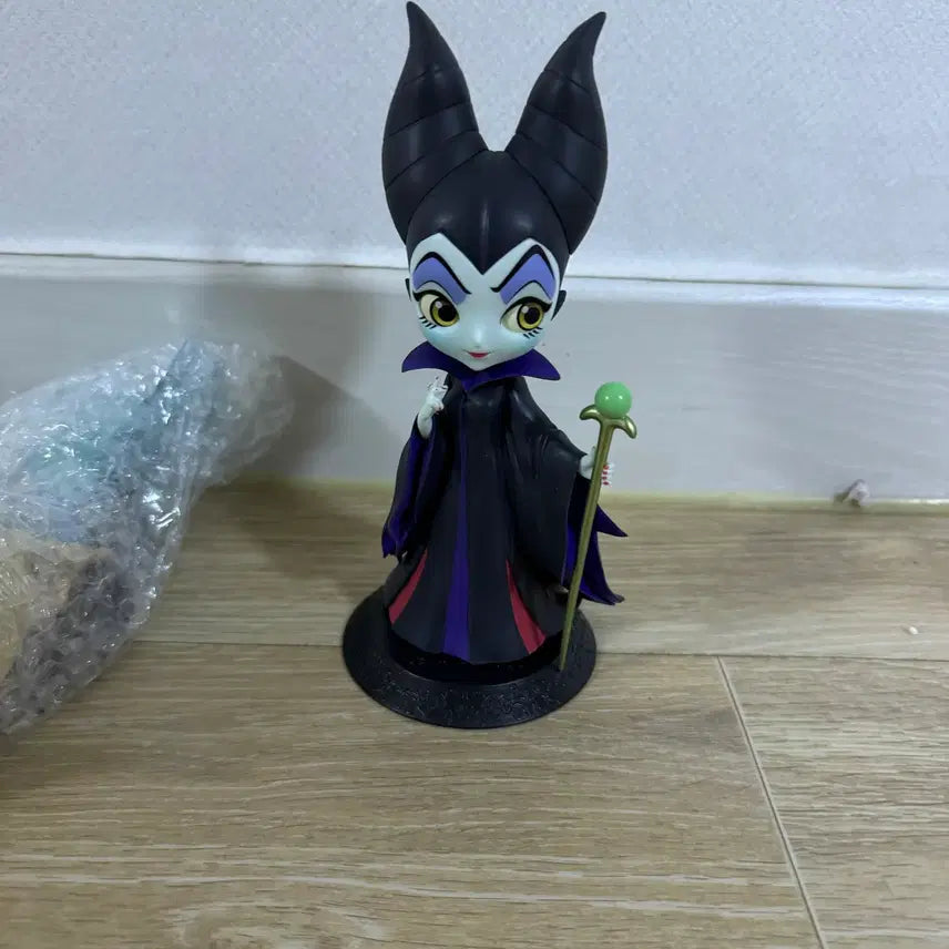 [BUNJANG] Disney Maleficent Q posket Figure / 박스X 큐포스켓 말레피센트 피규어 정품