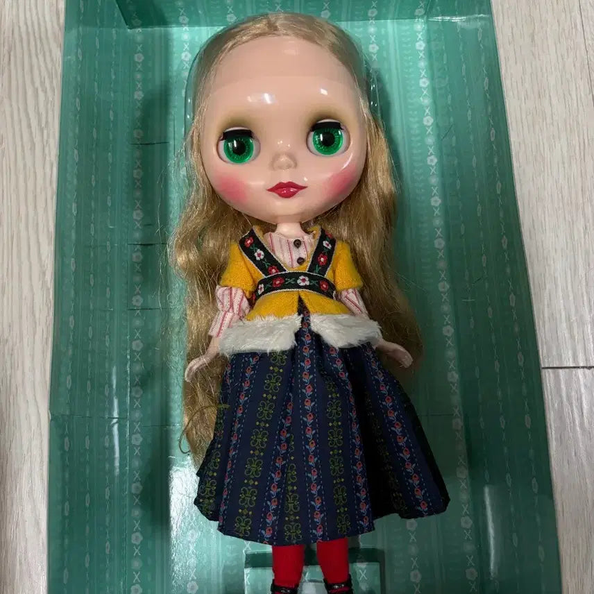 [BUNJANG] Blythe Wintery Allure Unsealed Doll / 브라이스 윈터리쉬 얼루어 개봉