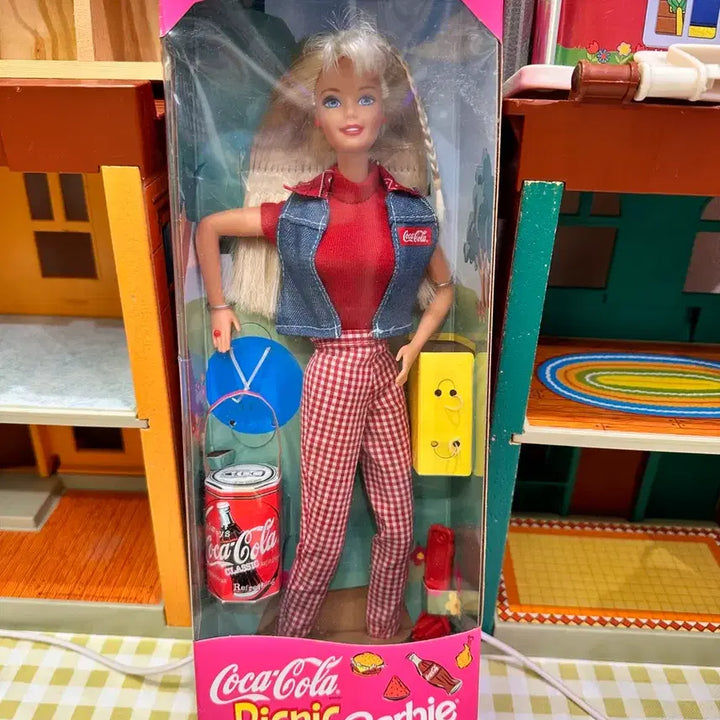 [BUNJANG] Coca-Cola Picnic Barbie Special Edition / 코카콜라 피크닉 바비 스페셜 에디션