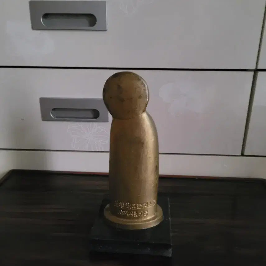 [BUNJANG] Brass Statue of the Virgin Mary by Artist Choi Changnak / 황동 성모모자상