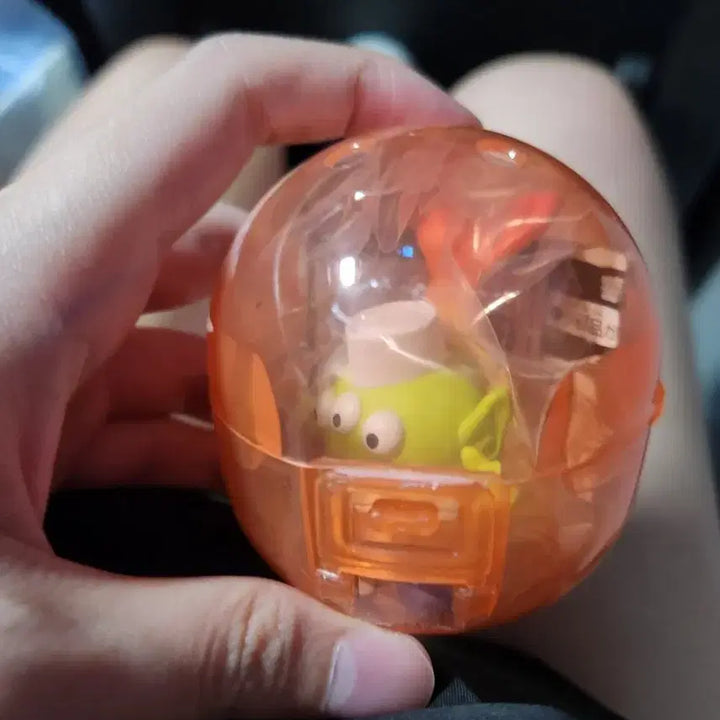 [BUNJANG] Aliens Shrimp Sushi Gacha Toy / 알린 새우 초밥 가챠