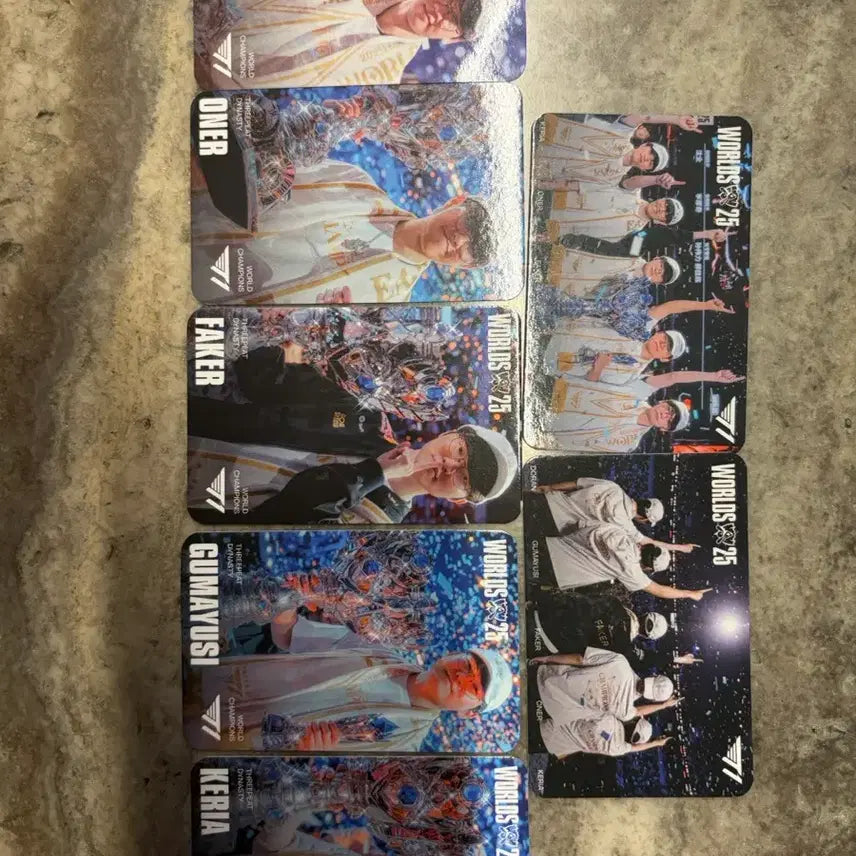 [BUNJANG] T1 Worlds Championship Photocard Set + Gumayusi / 티원 월즈 우승 포토카드 세트 + 구마유시