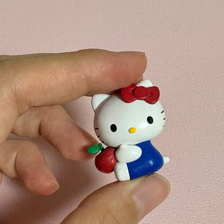 [BUNJANG] Sanrio Hello Kitty Surprise Mix Pack Gachapon Figure / 시크릿)헬로키티 서프라이즈 믹스 팩 산리오 가챠