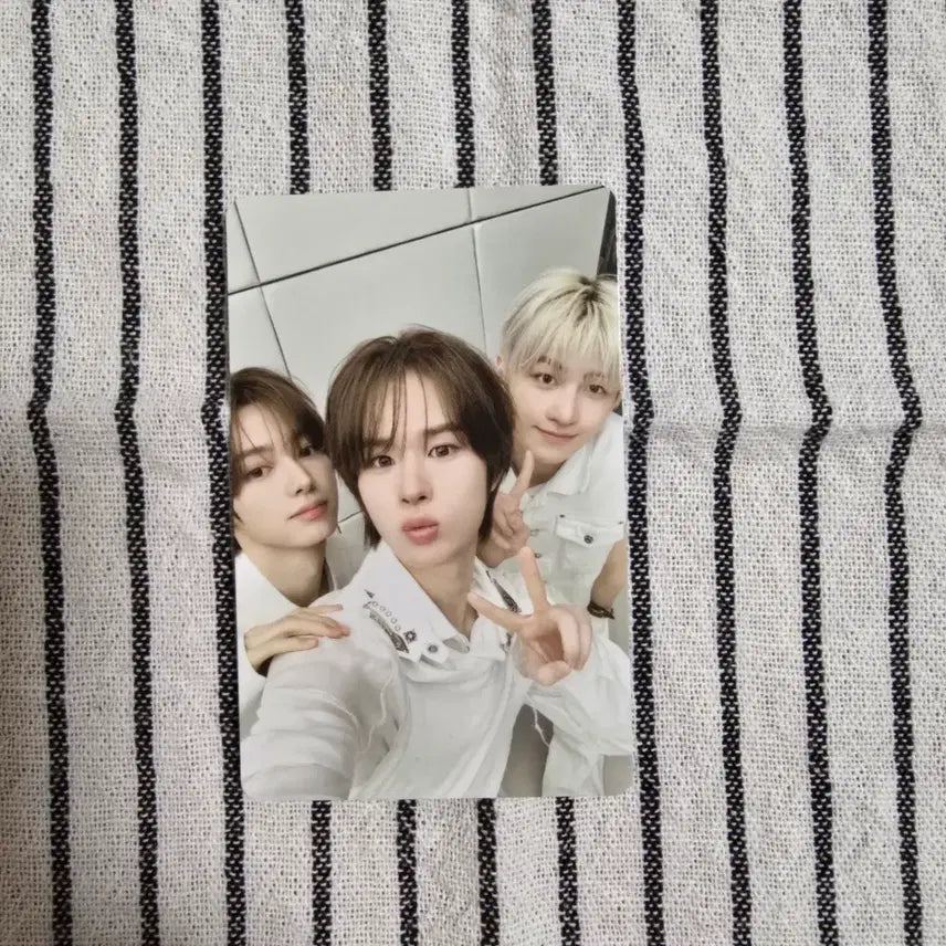 [BUNJANG] TWS 24/7:FOR:YOU Unit Photocard - Kyungmin, Hanjin, Jihoon / 24/7:FOR:YOU 투어스 트레카 경민 한진 지훈 유닛 포카