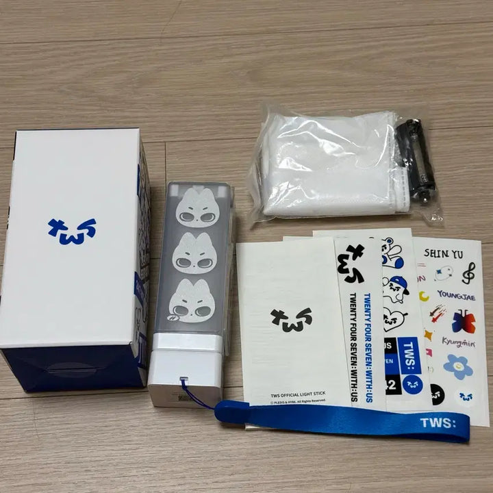 [BUNJANG] TWS Lightstick / 투어스 응원봉 tws