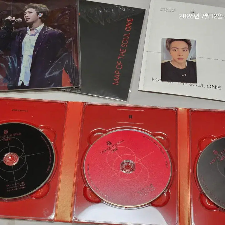 [BUNJANG] BTS MAP OF THE SOUL ON:E Blu-ray Jin Photocard / 방탄 공식 맵솔콘 블루레이 포카 석진