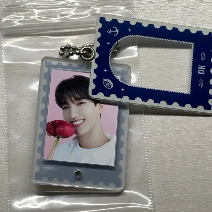 [BUNJANG] SEVENTEEN Dokyeom Acrylic Photo Keychain / 세븐틴 도겸 키링