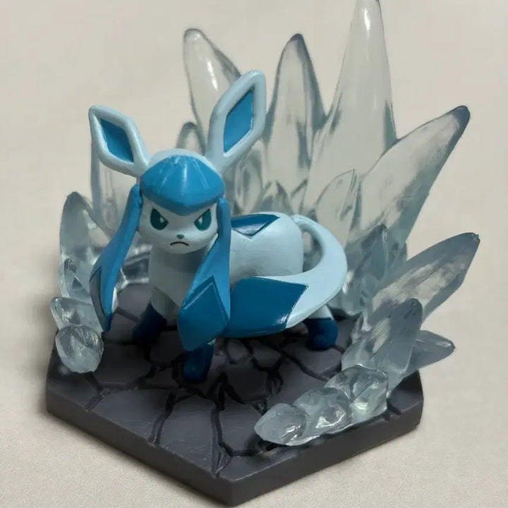 [BUNJANG] Pokemon Glaceon Diorama Gacha Figure / 포켓몬스터 디오라마 글레이시아 가챠 피규어