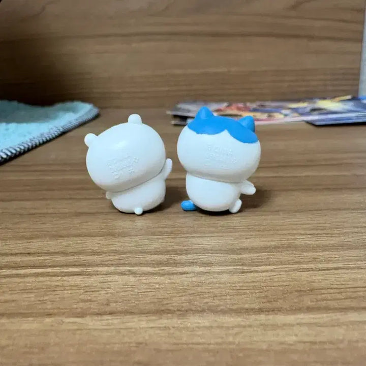 [BUNJANG] Chiikawa Hugcot Gacha Set (Chiikawa, Hachiwara) / 치이카와 허그코트 가챠(치이카와, 하치와레 일괄)
