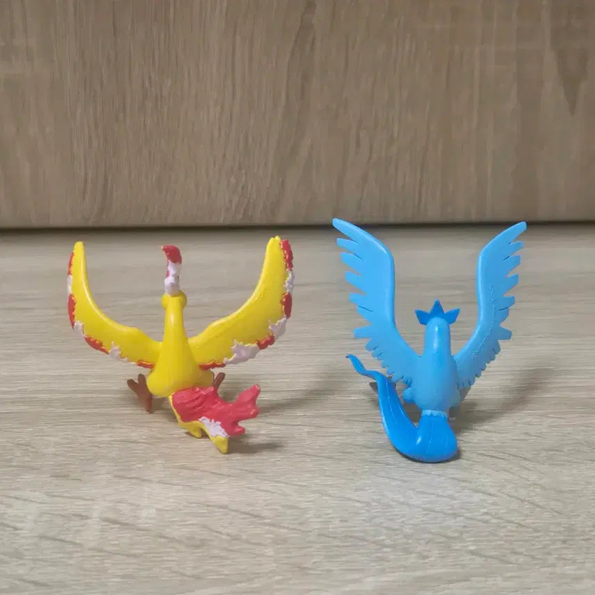 [BUNJANG] Pokemon Moncolle Figure Fire &amp; Freezer Set (Discontinued) / 포켓몬 파규어 단종 몬코레 파이어&amp;프리저 세트