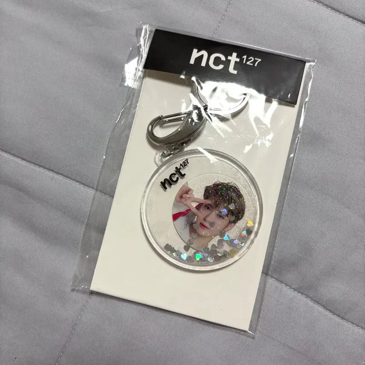 [BUNJANG] NCT 127 Jaehyun Glitter Keychain Official Neo City Goods Acrylic / 엔시티 127 재현 글리터 키링 공식 네오시티 굿즈 아크릴