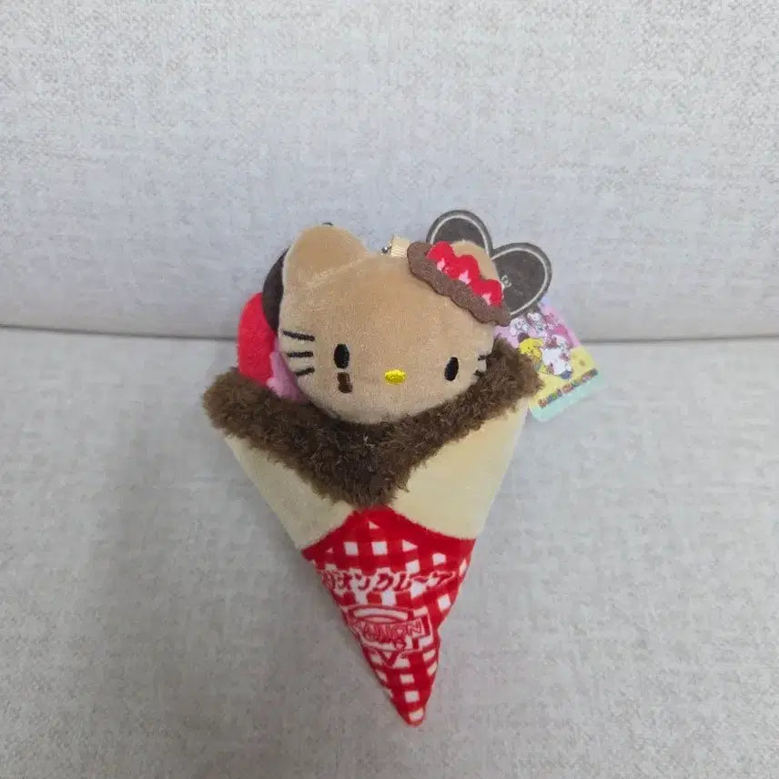 [BUNJANG] Sanrio Hello Kitty Strawberry Chocolate Crepe Keychain / (새상품) 산리오 헬로키티 딸기초코 크레페 키링