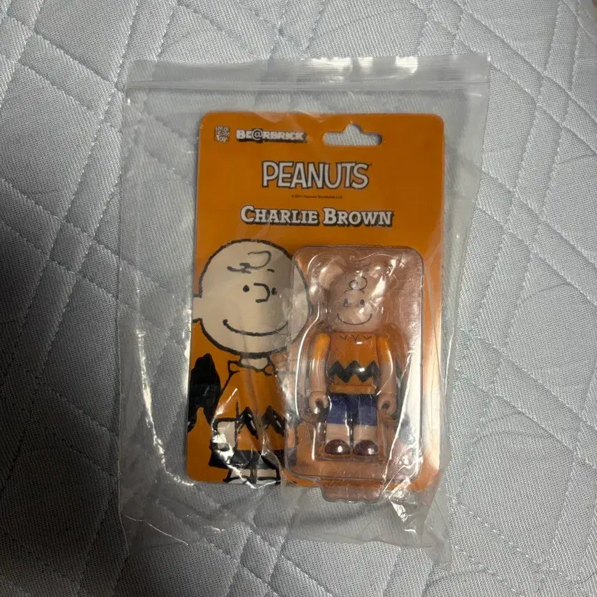 [BUNJANG] Medicom Toy Peanuts Charlie Brown Bearbrick 100% / 피너츠 찰리브라운 베어브릭 100%