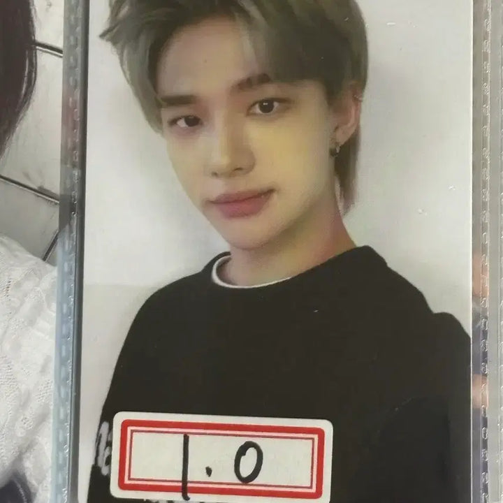 [BUNJANG] Stray Kids SKZ Mahagrid Hyunjin Photocard / 스트레이키즈 스키즈 마하그리드 4차 현진 포카 판매