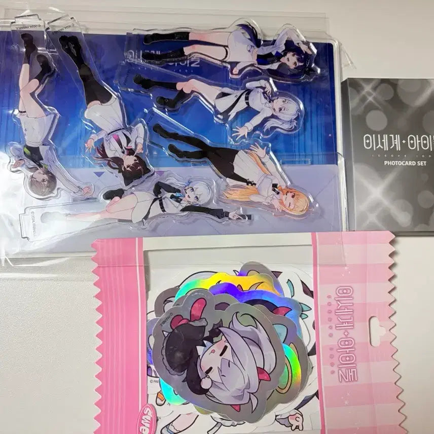 [BUNJANG] ISEGYE IDOL (SEALED) Diorama Acrylic Photocard Sticker Bundle Set / 일괄) 이세돌 이세계아이돌 디오라마 아크릴 포토카드 스티커