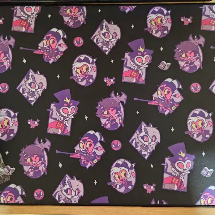 [BUNJANG] Helluva Boss Luna Valentine Stand + Playmat / 헬루바보스 루나 발렌타인 스탠드+플레이매트