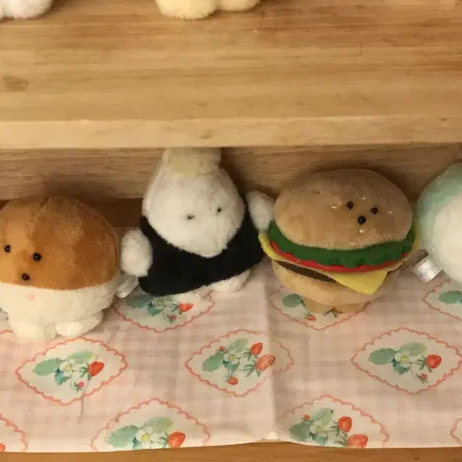[BUNJANG] Kitty "Classic Japanese Style" Mochi Plush Set (10 pcs) / 레어! (10개세트 )일본 고전풍 푸딩 모찌 사과 복실복슬 인형 키티