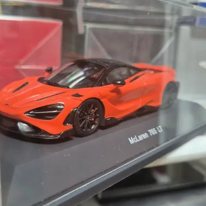 [BUNJANG] Schuco McLaren 765LT 1/43 Scale Resin Model Car / 1/43 Schuco 슈코 맥라렌 765LT 레진 자동차 모형
