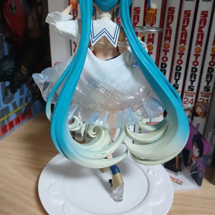 [BUNJANG] Hatsune Miku Figure / 하츠네 미쿠 피규어