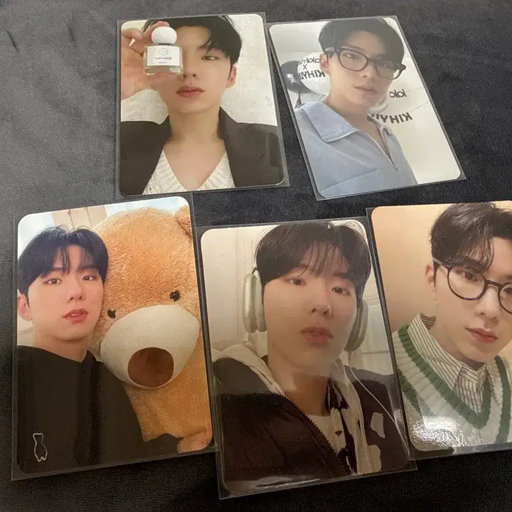 [BUNJANG] MONSTA X Kihyun Larva/Ako Photocard 5-Set Bundle / 몬스타엑스 기현 라라프랑/아코 포카 5종 일괄