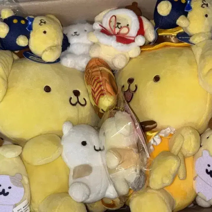 [BUNJANG] Sanrio Pompompurin &amp; Hangyodon Keyring &amp; Medium Plush Set / (13종세트) 산리오 폼폼푸린 한교동 키링인형 중형인형 노랑세트