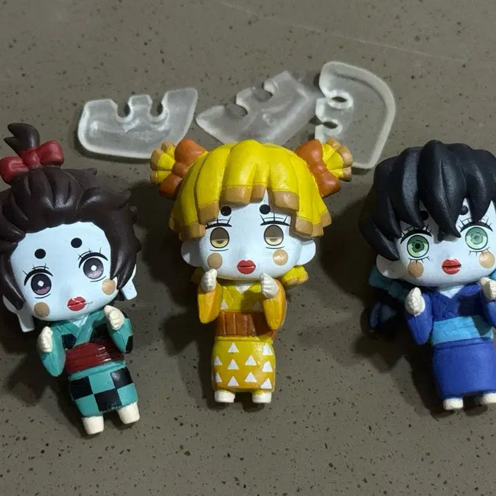 [BUNJANG] Demon Slayer Entertainment District Arc Nezuko Tanjiro Zenitsu Set / 귀멸의칼날 귀칼 유곽 나라분데스 나란히 행진 3종 일괄