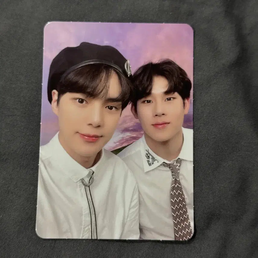 [BUNJANG] MONSTA X Minhyuk &amp; Joohoney 2022 Season&