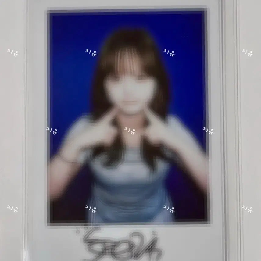 [BUNJANG] tripleS SeoAh Signed Polaroid / 260710 트리플에스 서아 싸인 폴라로이드 양도