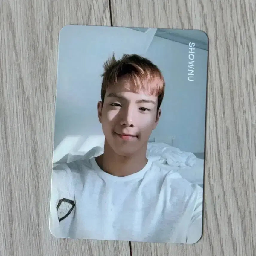 [BUNJANG] MONSTA X Shownu Alligator Photocard / 몬스타엑스 셔누 엘리게이터 앨포 포카