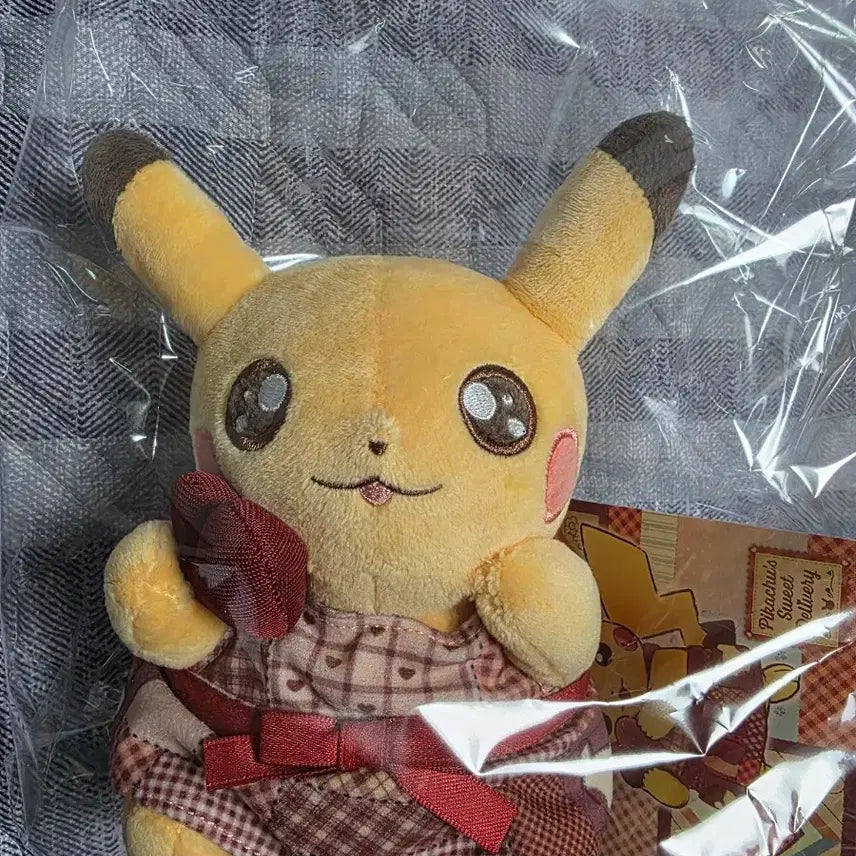 [BUNJANG] Pokemon Sweet Delivery Pikachu Plush / 포켓몬 sweet delivery 피카츄 인형