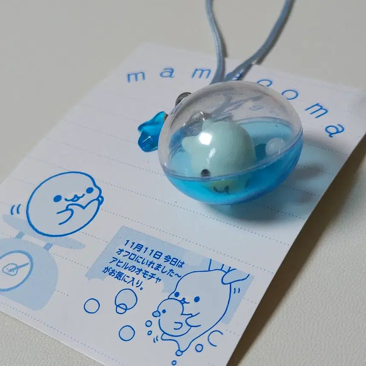 [BUNJANG] Rare Vintage San-X Mamegoma Summer Bathing Blue Water Drop Shake-Shake Charm / (가격고정) 레어 고전 산엑스 마메고마 바다 여름 목욕 블루 물방울 샤카샤카 키링