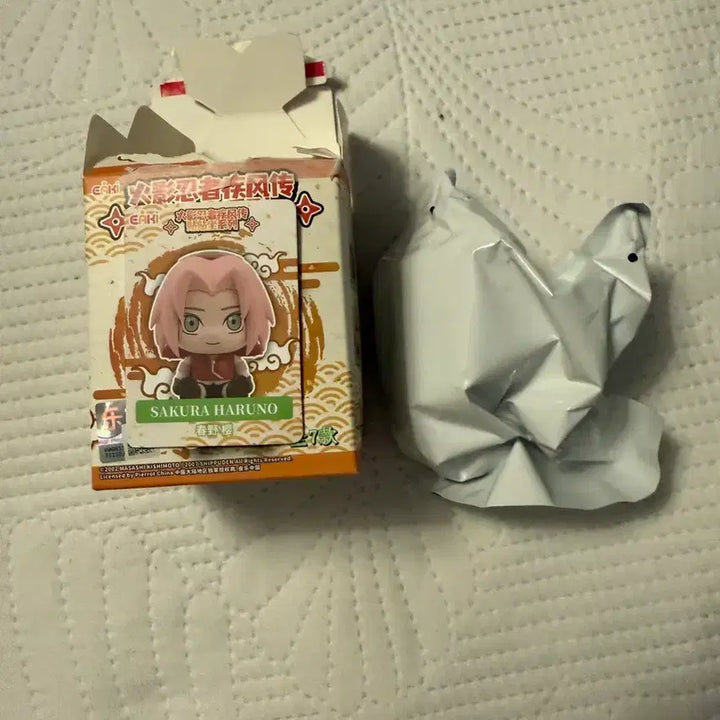 [BUNJANG] Eaki Naruto Sitting Hug Seat Sakura Figure (Sealed) / Eaki 나루토 앉아있는 허그시트 사쿠라 미개봉