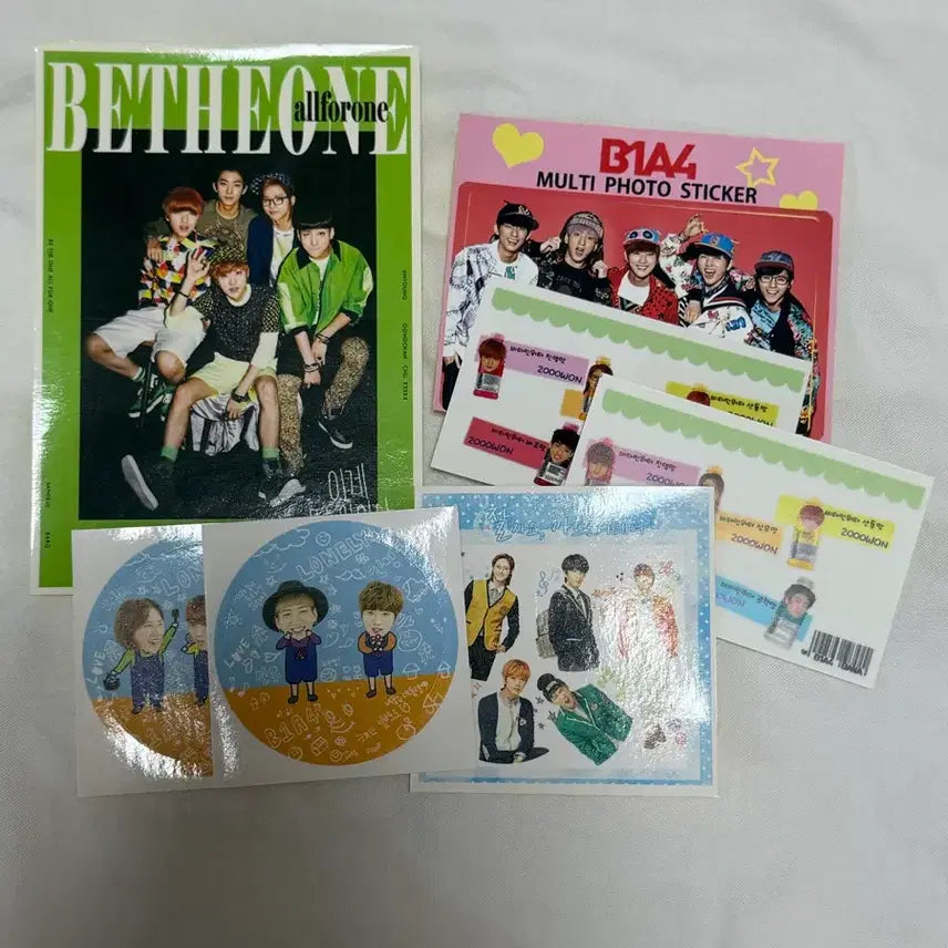 [BUNJANG] B1A4 Photocard &amp; Sticker Bundle Set / 비원에이포 포카&amp;스티커(묶음판매)