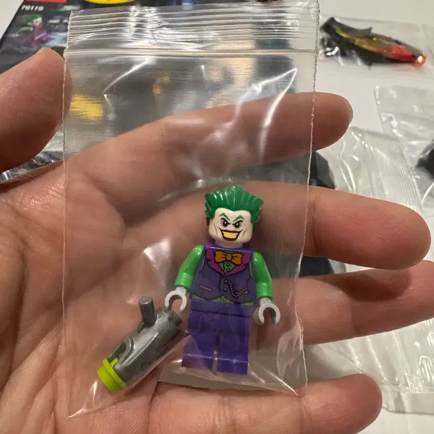 [BUNJANG] LEGO 76119 Batmobile: Joker Chase - No Box, Includes Minifigures / 레고 76119 배트모빌 조커 추격전 정품 / 박스없음 / 미피 포함